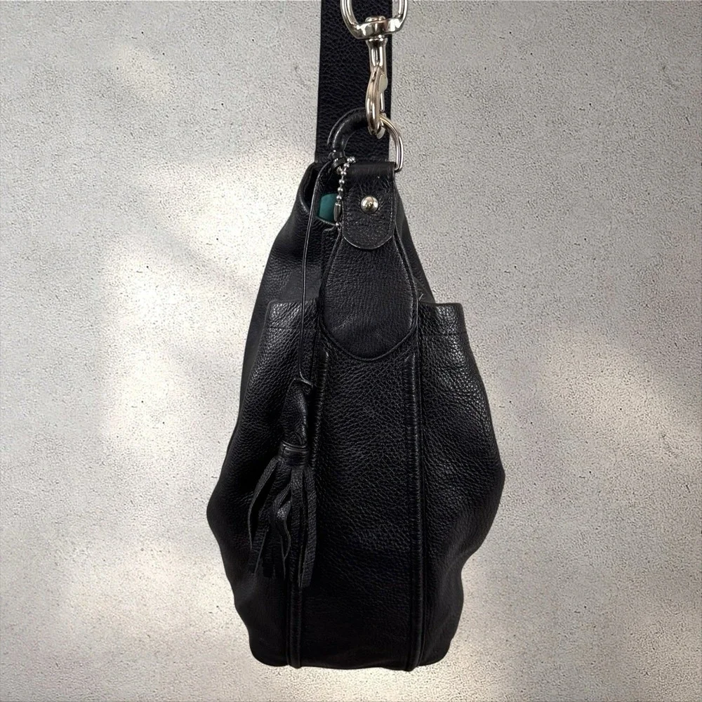 Coach Park Avery F23309 Hobo Slouchy Shoulder Bag Pebbled Leather Black Tassel - Picture 2 of 8
